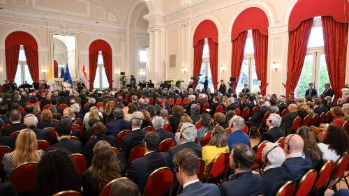 Zapomnětliv&aacute; Evropa a „zbytečn&aacute; jatka“