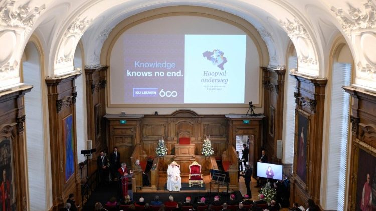 El Papa en la Universidad Católica de Lovaina, Bélgica