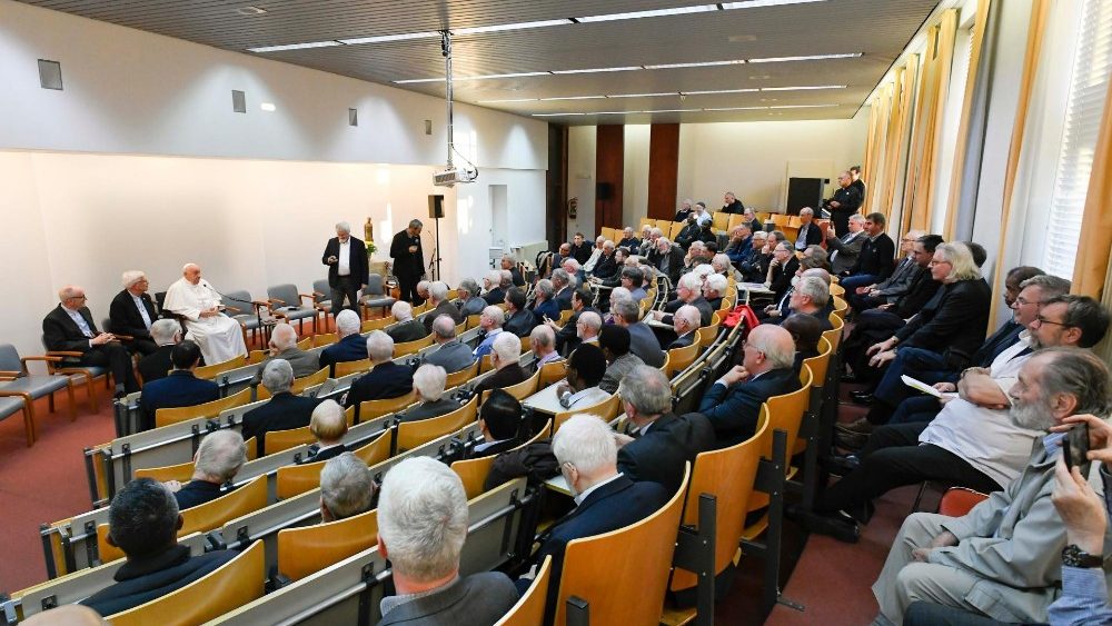 2024.09.28 Viaggio Apostolico in Belgio - Incontro Gesuiti