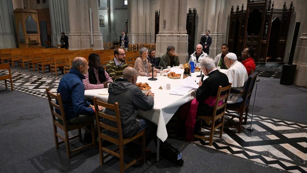 Papa na paróquia de Saint Gilles