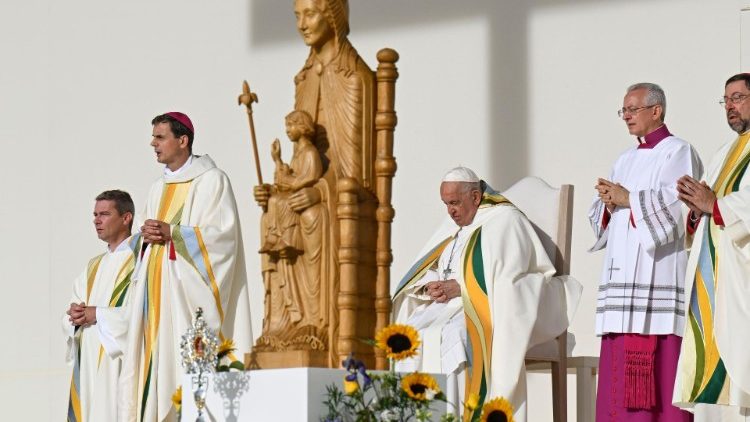 Holy Mass in the King Baudouin Stadium in Brussels