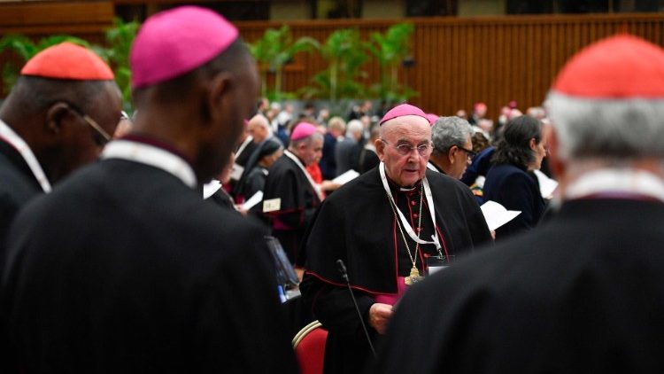 Սինոդ, ժողով, եպիսկոպոսներ