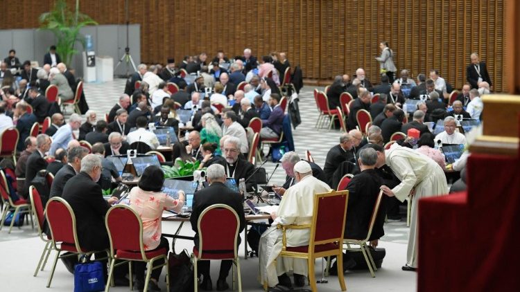 Синод на епископите