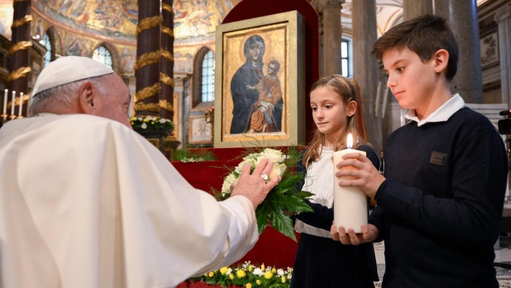 Малітва аб міры ў папскай базіліцы Санта-Марыя-Маджорэ 