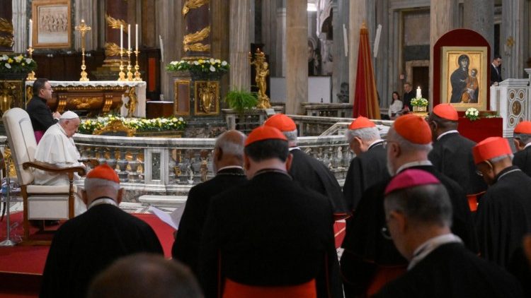 O terço foi rezado na Basílica de Santa Maria Maior, em Roma