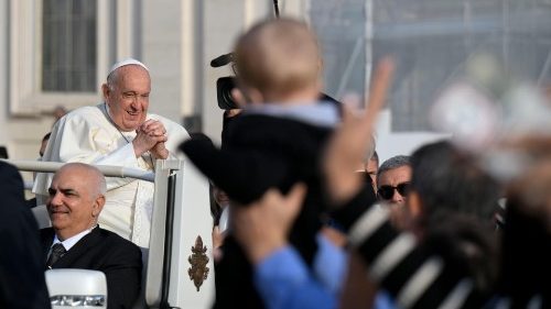 Audience générale: l’Esprit Saint garantit l’universalité et l’unité de l'Église