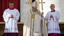 2024.10.20 Santa Messa e Canonizzazione dei Beati Manuel Ruiz Lopez e sette Compagni; Francesco, Mooti e Raffaele Massabki; Giuseppe Allamano; Marie-Leonie Paradis; Elena Guerra