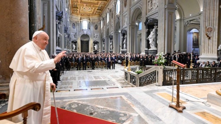 Baba Mtakatifu Francisko, Ijumaa jioni tarehe 25 Oktoba 2024 ameshiriki katika hitimisho la Mkutano Mkuu wa Jimbo Kuu la Roma.