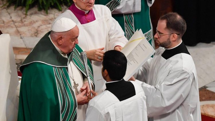Bei der Messe im Petersdom