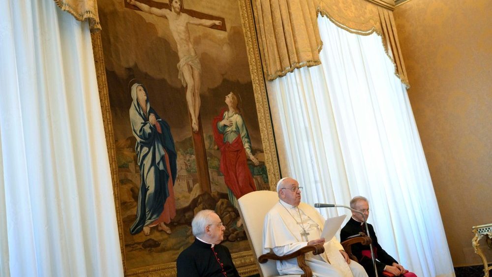 Аўдыенцыя для ўдзельнікаў Трэцяй сустрэчы Касцёл – палявы шпіталь (Iglesias Hospital de Campaña)