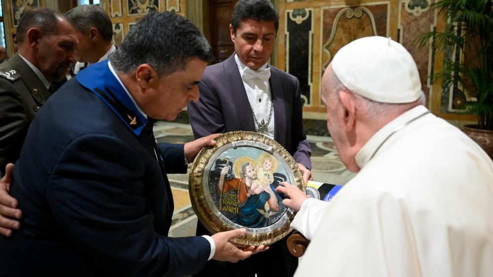 Аўдыенцыя для корпуса Матэрыяльнага забеспячэння і транспартных войск Італіі