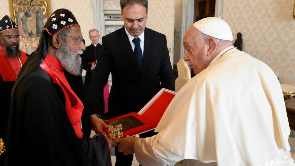 2024.11.11 Membri del Santo Sinodo della Chiesa Siro-Malankarese Mar Thoma