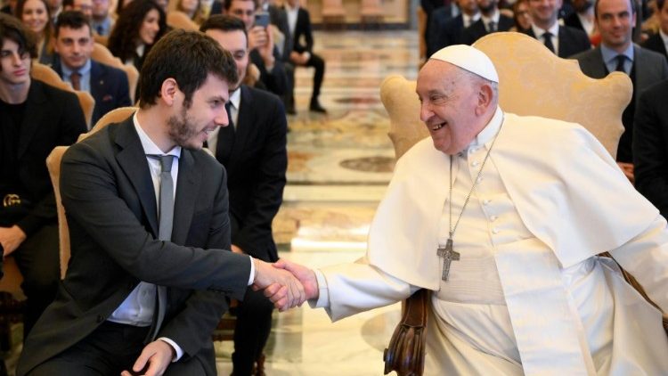 Il Papa riceve una delegazione del Consiglio Nazionale dei Giovani