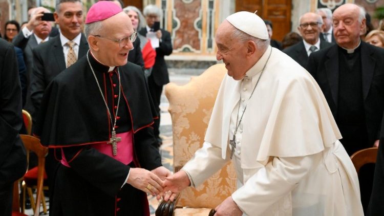 Archivář a knihovník Svaté římské církve, mons. Angelo Zani