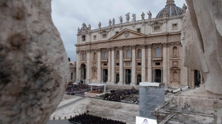 教皇一般謁見（写真資料）