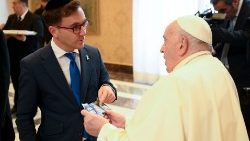 Падчас аўдыенцыі з дэлегацыяй Рады Універсальнага Міру