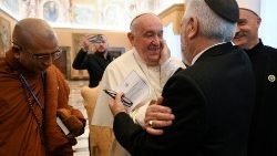 Papa recebe delegação do Conselho Universal da Paz