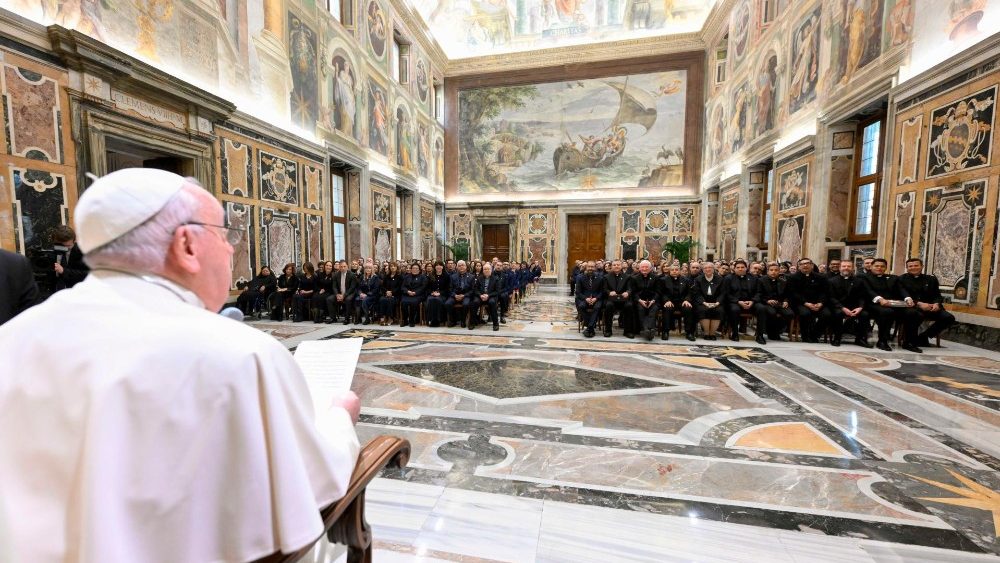 Папа з прадстаўнікамі арганізацыі "Сейбіт-Новая Евангелізацыя" (El Sembrador-Nueva Evangelización)