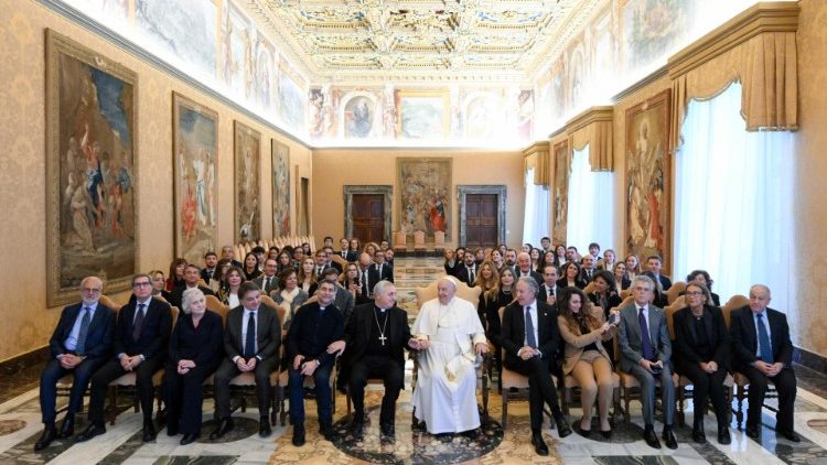 Společné foto z audience