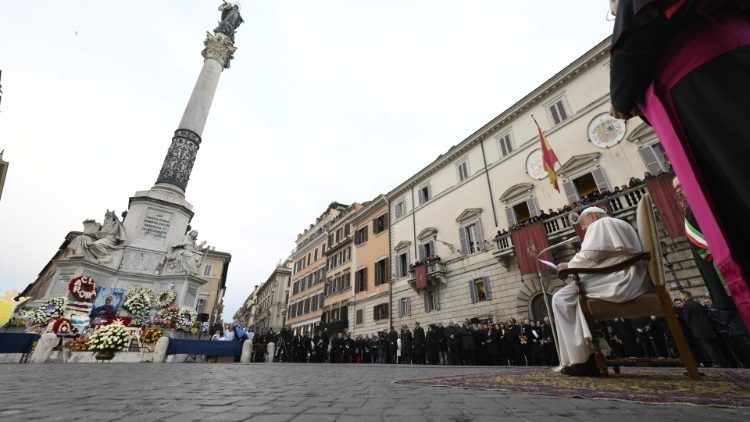 O Papa Francisco durante a homenagem à Imaculada Conceição, na Praça de Espanha, dezembro de 2024