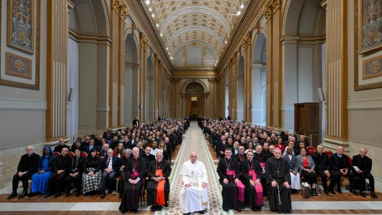 El Papa y los participantes en el Congreso Internacional sobre el Futuro de la Teología