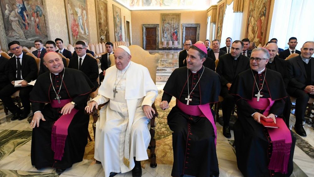 Audiência do Papa Francisco à Comunidade do Seminário Maior Interdiocesano de Santiago de Compostela (Vatican Media)