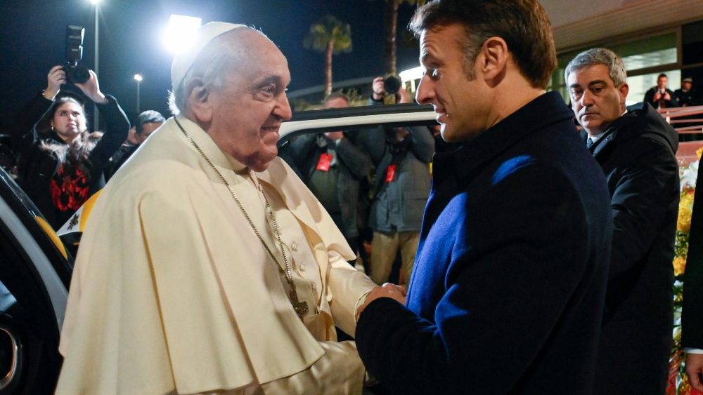 2024.12.15 Viaggio Apostolico ad Ajaccio - Incontro con il Presidente e congedo