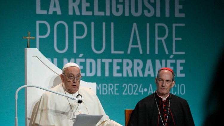 Ojciec Święty i kard. Bustillo w Ajaccio