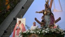 2024.12.15 Viaggio Apostolico ad Ajaccio - Trasferimento e Santa Messa nella â  Place dâ  Austerlitzâ  