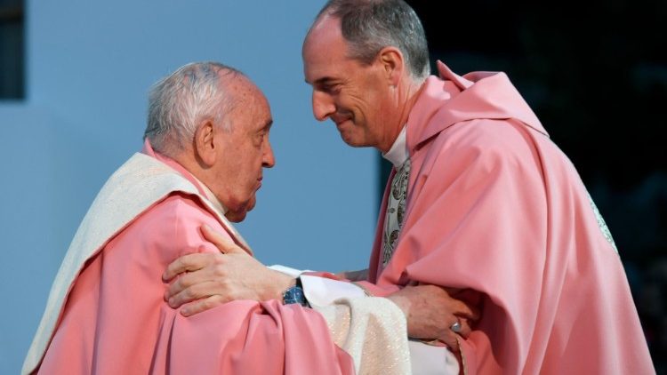 El Papa con el cardenal Bustillo
