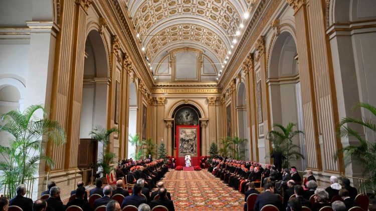 Saludo navideño de Francisco a la Curia