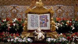 Izraz »Božja Beseda«, izraža osebo Jezusa Kristusa, večnega Očetovega Sina, ki je postal človek. »Beseda je meso postala.«