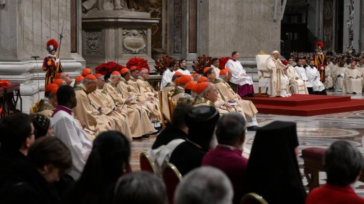 Литургия за Бъдни вечер във Ватикана