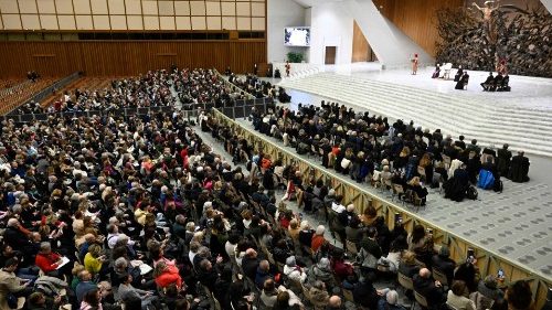 Papež: Nedopusťme šikanu ve škole, položme z&aacute;klady k m&iacute;ru 