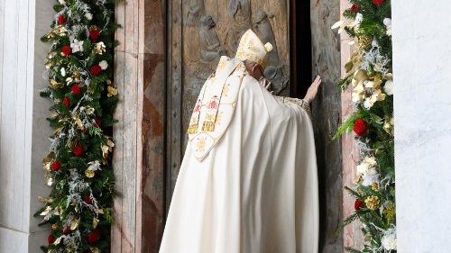 Se abri&oacute; la Puerta Santa de la Bas&iacute;lica de San Pablo Extramuros