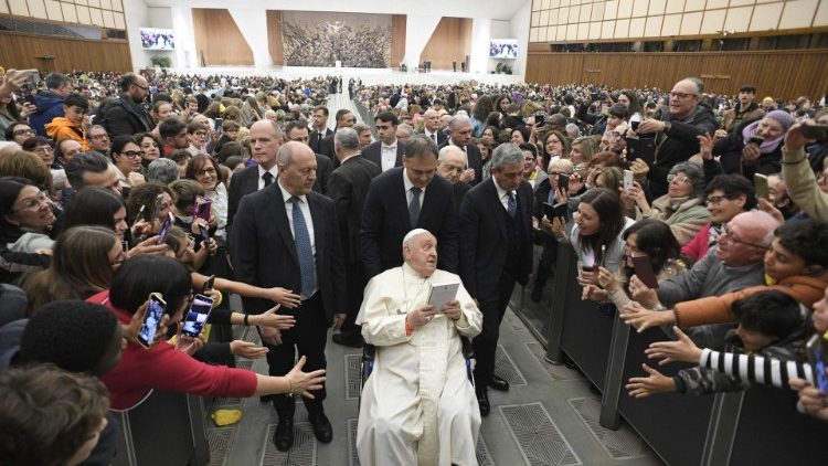 Папата с поклониците за Юбилея в Рим