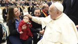 Papa Francesco all'udienza giubilare in Aula Paolo VI