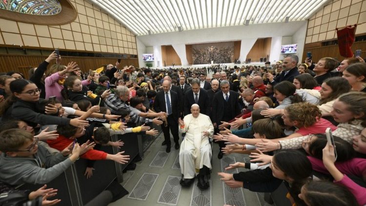 Papa Francesco all'udienza giubilare in Aula Paolo VI
