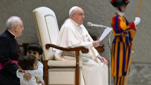 Papa: Zlostavljanje djece je okrutno; nemojte sudjelovati u iskorištavanju maloljetnika