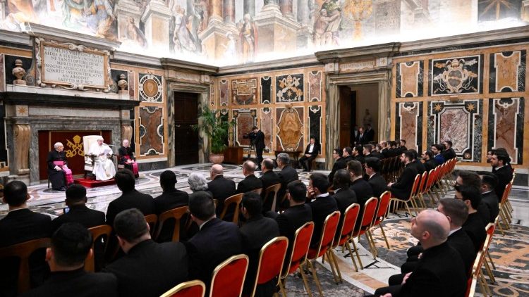 Mapadre wajenge na kudumisha ari na moyo wa Kanisa la Kisinodi