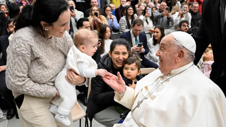 一般謁見での教皇フランシスコ　（写真資料）