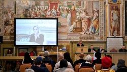 2025.01.23 वाटिकन अपोस्टोलिक लाइब्रेरी में आयोजित धर्मबहनों के लिए वैश्विक संचार जयंती सम्मेलन