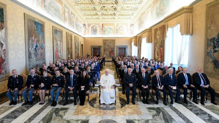 2025.01.23: Papa ba Wakurugenzi na Wafanyakazi wa Ukaguzi wa Usalama wa Umma "Vatican."