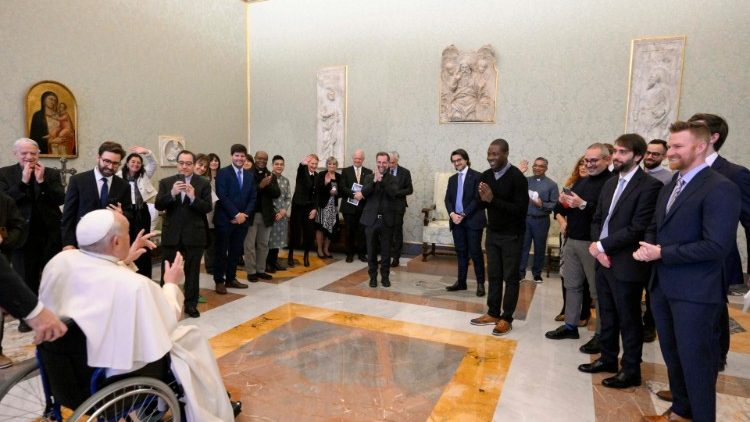 2025.01.23 Papa amekutana na wajumbe wa Mfuko wa Mtandao wa Sala ya Papa Ulimwenguni kote.