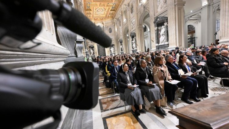 Santa misa internacional en la apertura del Jubileo del Mundo de la Comunicación, viernes 24 de enero de 2025. (Vatican Media)