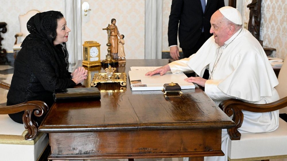 Diálogo del Santo Padre con la Presidenta de la República de Malta. (Vatican Media)