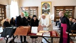 Le Pape a reçu en audience privée la présidente de la République de Malte, au Palais apostolique, le 24 janvier 2025.