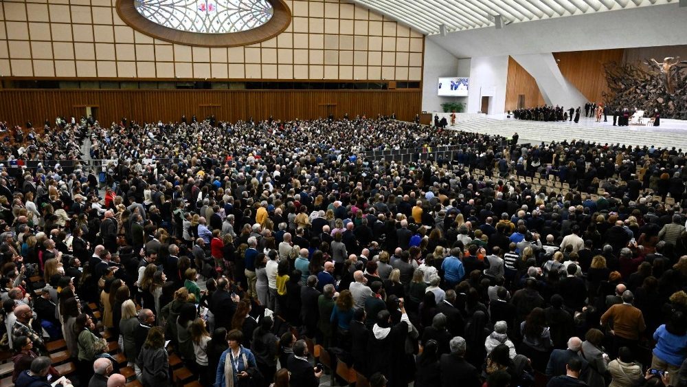 Participants au Jubilé du monde de la communication, en salle Paul VI, le 25 janvier 2025.