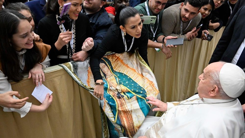 Participants au Jubilé du monde de la communication, en salle Paul VI, le 25 janvier 2025.