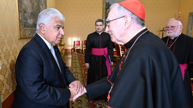 Kiongozi wa Panama na Katibu wa Vatican